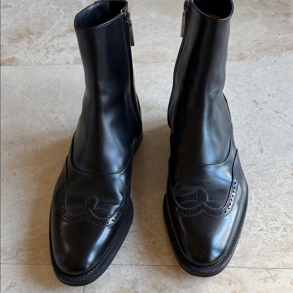 Louis Vuitton Minister Men's Black Leather Zip Ankle Boots